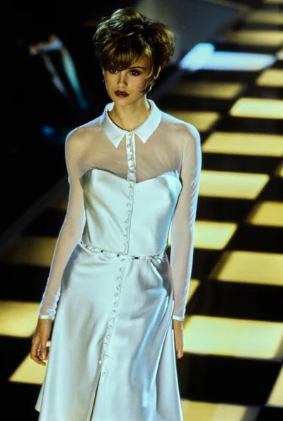 Look 18